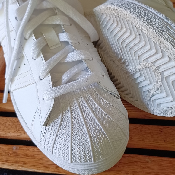 Adidas superstar - Picture 3 of 10